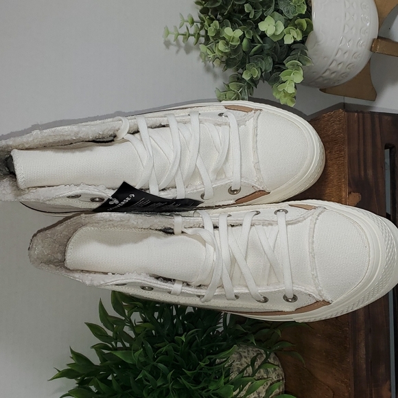 Converse CTAS LIFT HI PLATFORM WOMEN SZ 10 / 573192C - Picture 4 of 8